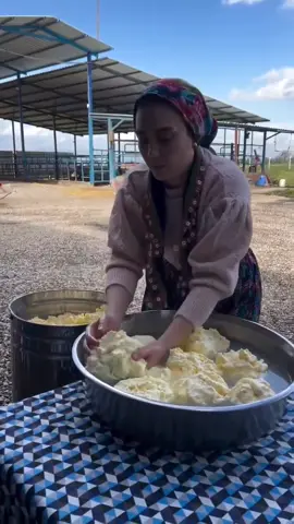 Sweet village Life❤️ #pirozhki #creamfilled #creamfilledporozhki #piroshki #dessert #ruralcuisine #rural_cuisine #villagelife #countrylife #gilan #mazandara #iran #ruralcuisine #rural_cuisin #rural_life #villagelife #countryl #rurallife #rural #ASMR #asmrcooking #relaxingvideo #goodmood #goodvibe #vibe #Vlog #cooking #gilan #mazandaran #unitedstates #newyork #usa_tiktok #usa #usa🇺🇸 #unitedstates #newyork 