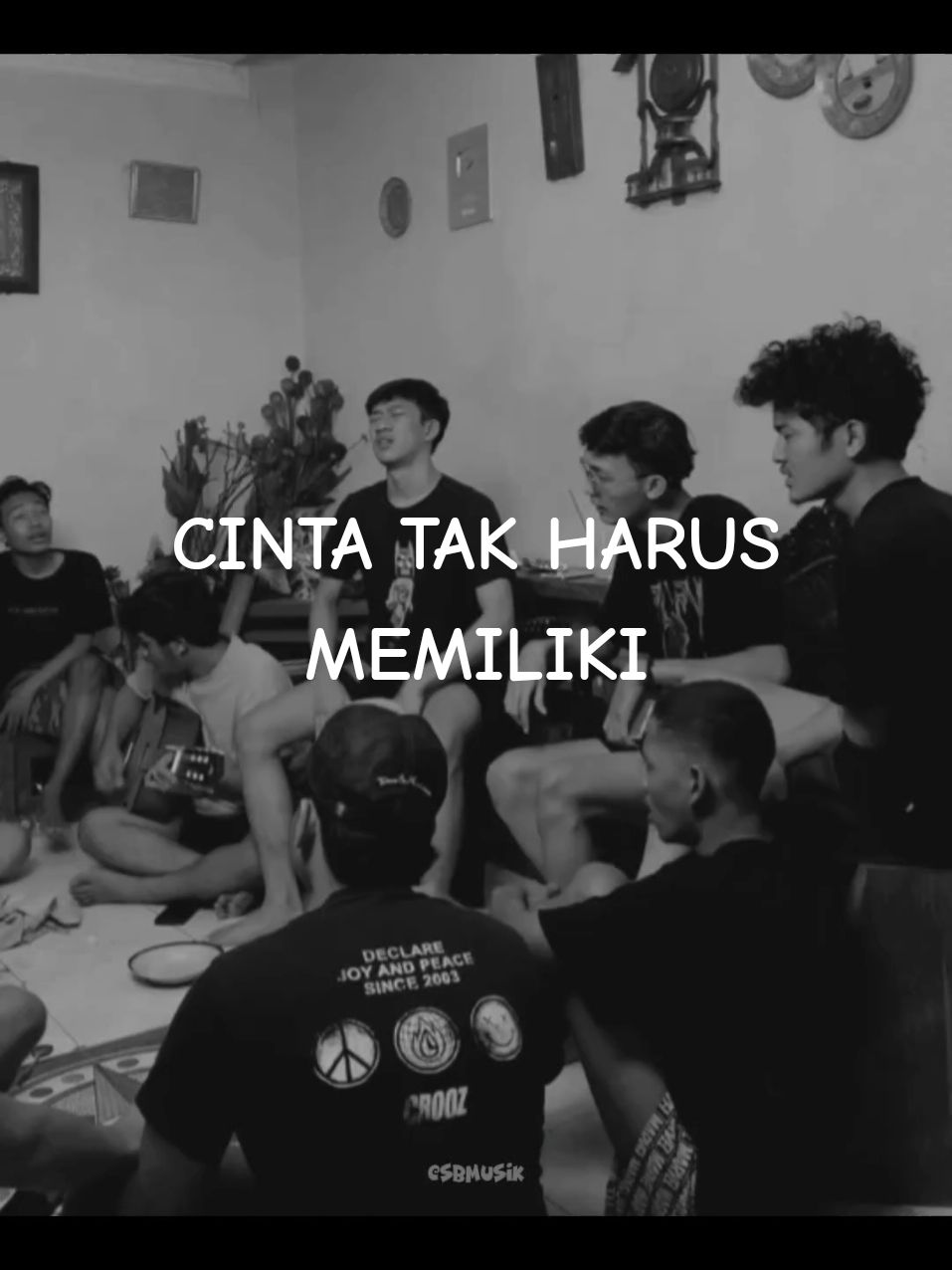 maafkan aku source : @_bonsky8  #cintatakharusmemiliki #st12 #covermusic #cover #liriklagu #liriklagusad #fypage #viralvideo #story #syfulbhr 