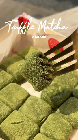 bikin coklat cuman pake 2 bahan?! #ResepSimpleNengAura ! ✨ seriusan cuman matcha bubuk + SKM bisa jadi truffle matcha kayak gini! ada yang pernah coba? 💕💕 #resepsimple #kedainengaura #reseptiktok #masakansimple #masakdirumah #coklatviral 