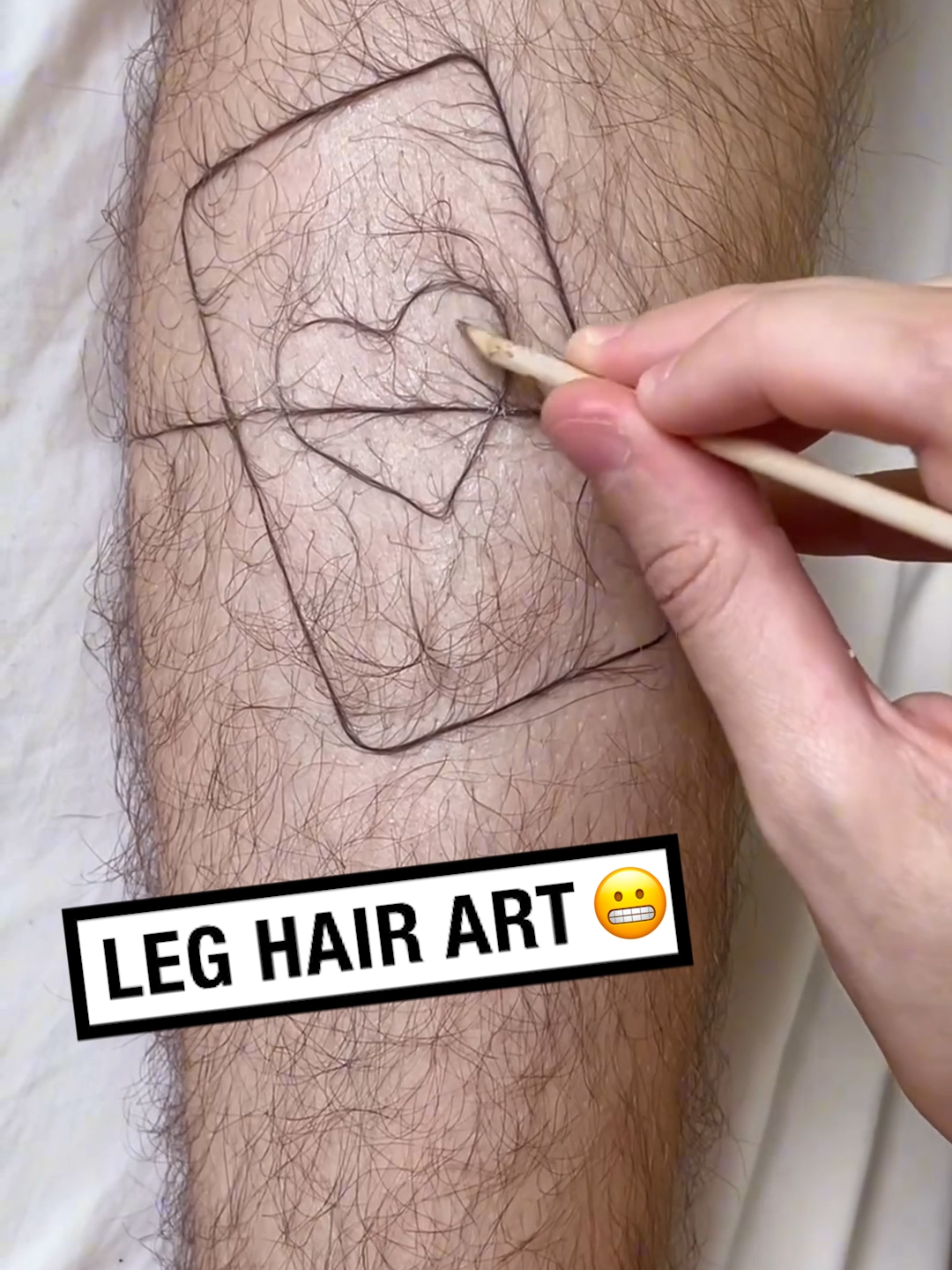 We have so many questions... 😳👀⁠ ⁠ 🎥 sonyapaen #UNILAD #art #artist #bodyart #hair #hairy #strange #unique #weird #process