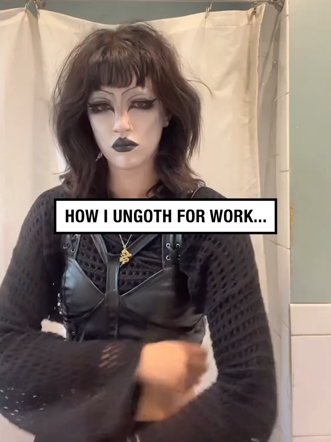 Work mode activated 😮🤩 🎥 @localcemeteryy  #UNILAD #goth #gothgirl #transformation #transform #process #makeup