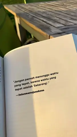 #motivasi #motivasisukses #motivasihidup #quotes #quotesoftheday #waktu 