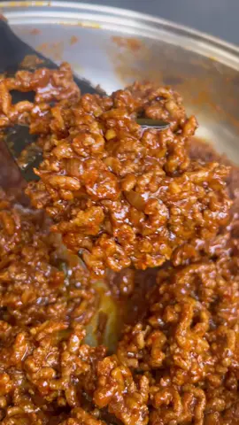 How I made mince Ingredients: Mince Butter Onion Garlic Paprika Spices and seasoning of your choice Black pepper Tomato Paste Herbs Marinade  Instructions: 1. Sauté the onion and garlic in butter until soft. 2. Add the mince and season it well. 3. Mix in your herbs and spices. 4. Add like a spoon of tomato paste or grated tomatoes  5. Stir everything together without covering the pot. 6. Once combined, add water and cover the pot. 7. Let it cook on medium heat for about 10-15 minutes. 8. Once cooked you can add a bit of marinade to give your mince that thickness and sauciness😋😋 Watch the video for detailed steps. Lol and use your instincts to measure ingredients🙈 For the white sauce I used  . A spoon of butter  . A cup of full cream milk  . 2tablespoons all purpose cake flour .Aromat Your stirring game has to be on point here🤣 that’s all I can say🙈 Enjoy ☺️