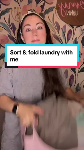Sort & fold some laundry with me! #fypシ゚viral #fyppppppppppppppppppppppp #fyp #trending #laundry #CleanTok #clean #cleanwithme #laundryday #cleaning #cleaningtiktok #cleaningmotivation  Motivation to fold laundry  Laundry day with me Fold a huge pile of laundry with me Go fold your laundry Fold laundry faster