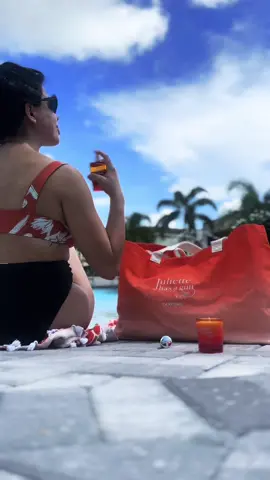 ROMANTIZANDO LO QUE QUEDA DEL VERANO 😍  my picnic mate all summer long - Lust for Sun! #Juliettehasagun #LustforSun #romantizandomivida #oversharingconmarianto #southfloridablogger 