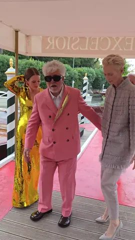 #pedroalmodovar #tildaswinton #juliannemoore #venezia81 #venice 