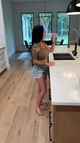 #fyp #cute #wife #comedy #funny #foryou #funnyvideos #tattoo #outfit 