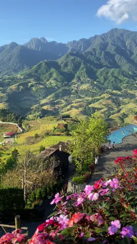 Thật đẹp và bình yên #tiktoktravel #dulich #sapa #themongvillage #xuhuong 