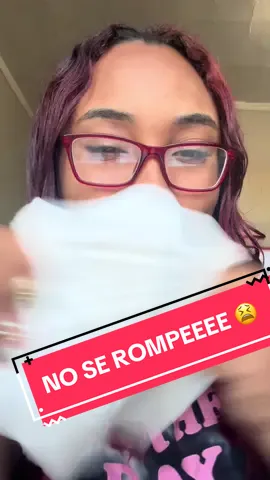 te cuento el secreto que ha cambiado mi cara en poco tiempo 😱💗 toallas de papel biodegradable, y te preguntarás qué influye esto en tu rutina de cara o porque una simple toalla hace la diferencia? Pues te cuento; Las toallas pueden acumular bacterias, hongos, moho y levaduras, que pueden transferirse a la cara y provocar brotes( acné) por eso se recomienda secarse la cara con algo aparte de lo que secas tu cuerpo. Yo uso estas y me han ayudado muchísimo en estos últimos meses así que te las recomiendo. Cuestan menos de 10$ y mira que cutis tan lindo deja 🥹😍 sabías este dado? Cuéntame en los comentarios #skincare #skincaretips #skincareroutine #facetowel #face #faceapp #glowskin #glassskin #tipsskincare #cuidadofacial #acnetreatment #toallasfaciles