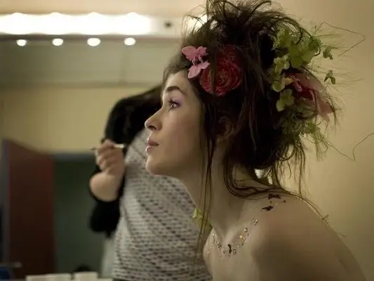 im actually so happy my favorite music artist is trending no one loves her more than ME😍 #pintrest #tumblr #imogenheap #imogenheapstan #headlock #2010smusic #speakforyourself #froufrou #foryou #fypシ゚viral 
