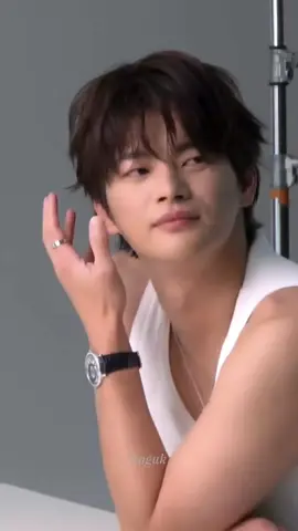 İçinde Inguk olan her tatlıyı severim. Ya siz? 😃😋💜 @서인국 #seoinguk #서인국 #ソ・イングク #storyjcompany 