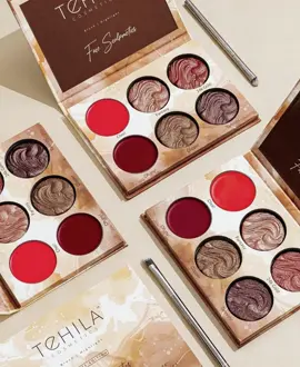TEHILA COSMETIC BLUSH AND HIGHLIGHTER😍🥰😍AVAILABLE IN THE STORE 🔥 ✨️ *PRICE R620 12 IN 1 *PRICE R500 6 IN 1 🤷🏽‍♀️HURRY AND ORDER YOURS NOW VIA 0633059665 WHATSAPP ONLY📱📲💻 DON’T WAIT UNTILL YOUR FAVORITE MAKEUP PRODUCTS ARE SOLD OUT 😜🤣🤣🤣 PLEASE TO ORDER ANY OF OUR PRODUCTS VISIT OUR SHOP @ASTON MANOR SHOPPING CENTER,KEMPTON PARK (Shop 49)OR CALL/WHATSAPP 0633059665. TO COURIER AROUND SOUTH AFRICA FROM R60 TO R120(DISTANCE CAN NEVER BE A BARRIER . . . . . . . . . . . . #gloclassicbeautypalour #makeupartistinkemptonpark #reels #beautyproducts #hydrogrip #joburgmakeupartist #makeupartist #nigerianmakeupartistinsouthafrica #eastrandmakeupartist #makeuplovers #southafricamakeupartist #makeupbyme #gautengmakeupartist #makeupartistworldwide #nigerianmakeupsouthafrica #makeupsouthafrica #reelsinstagram #pretoriamakeupartist #makeupaddicts #explore #youtuber #makeuptutorial #makeupguru #affordablemakeupsouthafrica #influencer #makeupartistinpretoria #makeupjohannesburg #makeupartistinsandton #beautytips4you