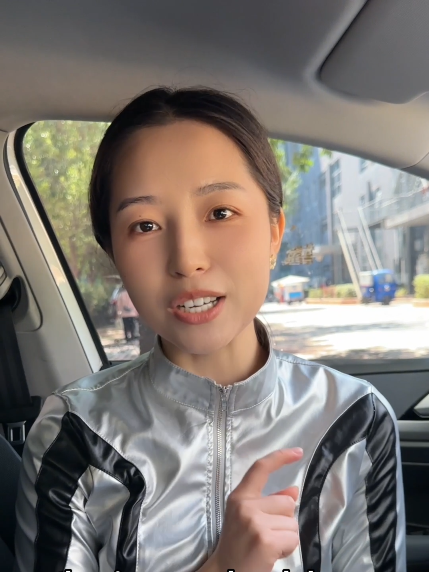 What to do if the brakes fail? Watch this video to save your life#tiktok#howto#cartok#car#automotive #driving #skills #knowledge #fpy #fyp #tips #foryou #carsoftiktok