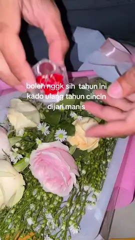 #kadoulangtahun#cincin#kadopacar#couple#september#quotes#fyp#fyppppppppppppppppppppppp#diikatpakaicincin💍#storytime#bismillahfyp#metoosmile #trendcincin#trendcincindijari#masukberanda#kadocincin 