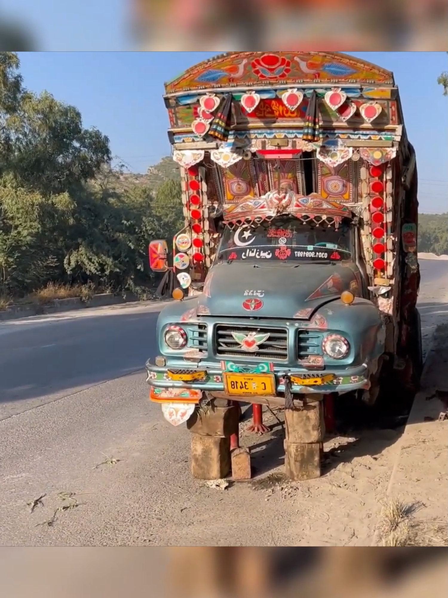 Truck Front Axle and Leaf Spring Repair After Accident! . . #Pakistanitruck #machine #making #machinist #engineblock #crafting #diycrafting #🇺🇸a #virał #repair #mechanical #talent #skills #creativity #foryou #fyp #foryoupage #fypシ