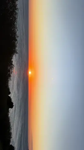 #sunset #nouvellecaledonie #newcal #knky #kuendubeach 