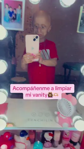 Holiss acompáñenme a limpiar mi vanity 🫶🏼💆🏽‍♀️ #foryoupage #viralfypシforyoupage #viral #cleaningmyvanity #progeria #viralfypシforyoupage 
