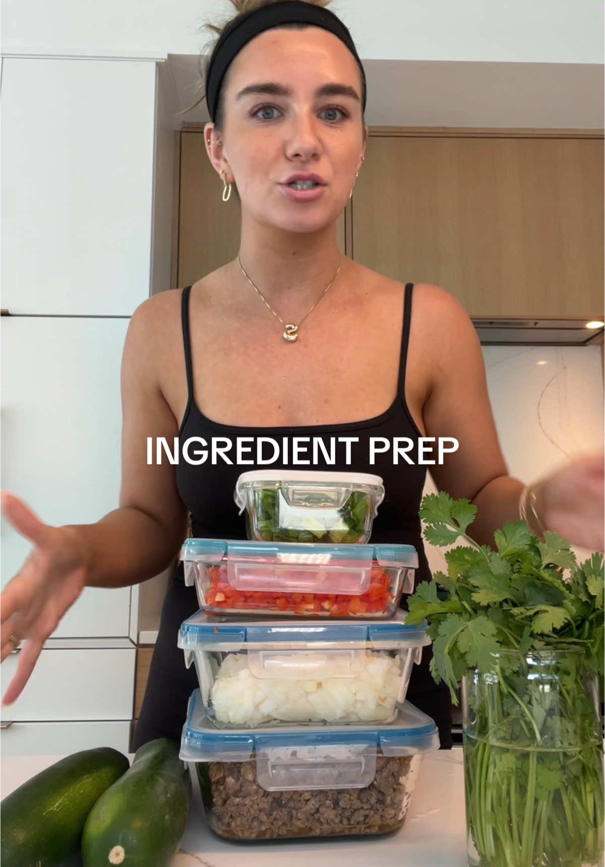 ingredient prep with me🫑🧅🍅 prepping ingredients will CHANGE YOUR LIFE!!! #ingredientprep #nutritiontips #nutrition #mealprep #nutritioncoach #wholefoods #wholefoodsmeals #healthyliving 