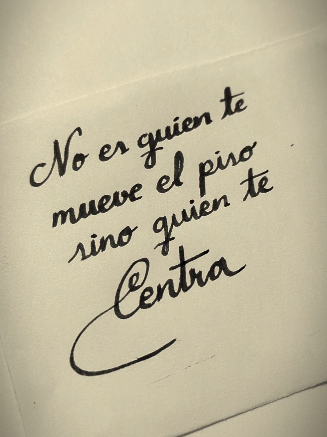 y cuanta razón tiene... ❤️ #frases #frasesdeamor #caligrafia #cursiva #escritos #notas #amor 