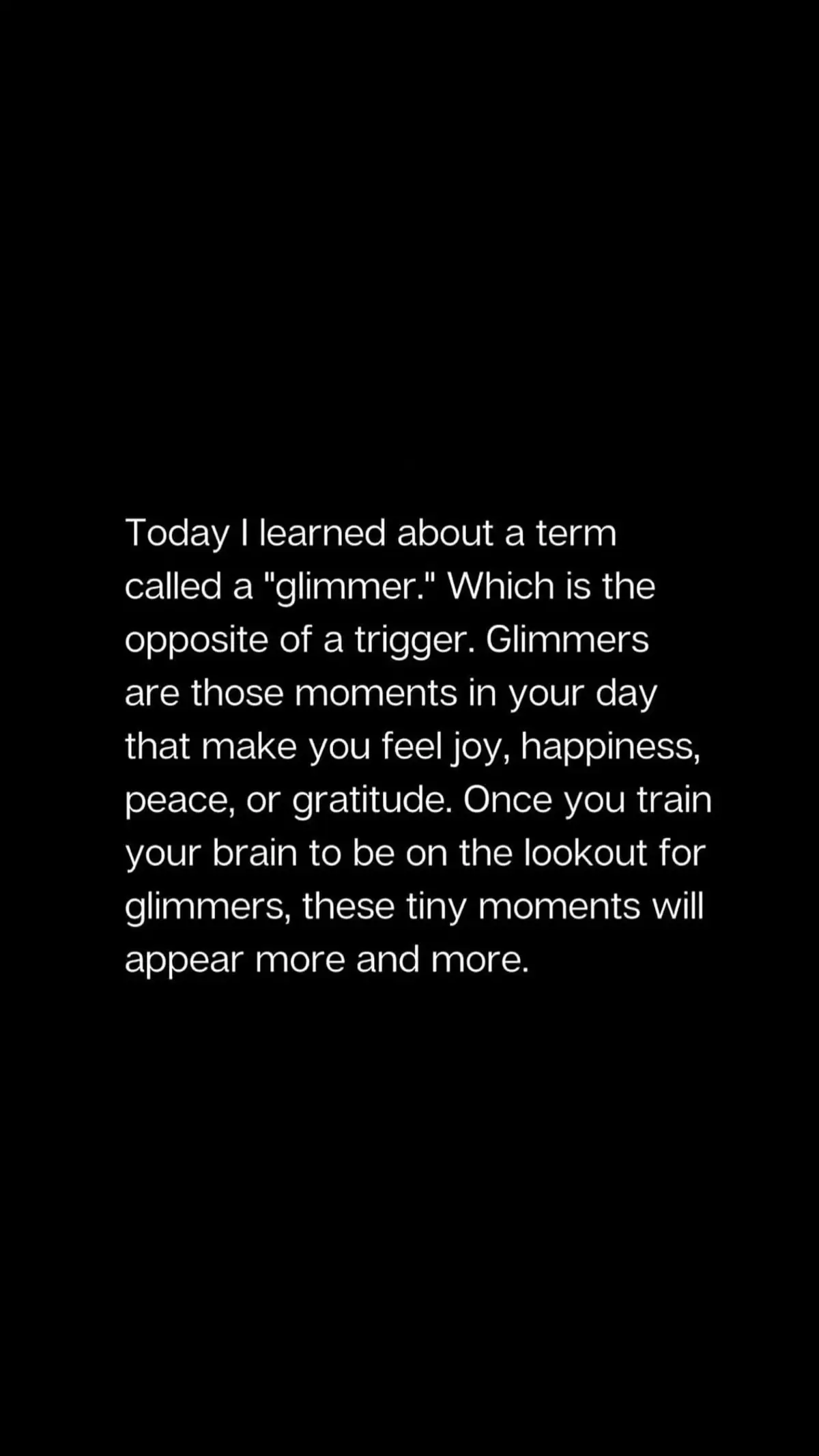 Good morning! Look out and seek for those GLIMMERS 🤍 #motd 