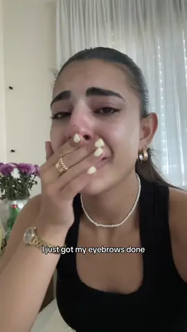 THIS AINT RIGHT #fyp #foryou #foryoupage #eyebrows #fail #girls #lashlif #crying #tiktok #viral 