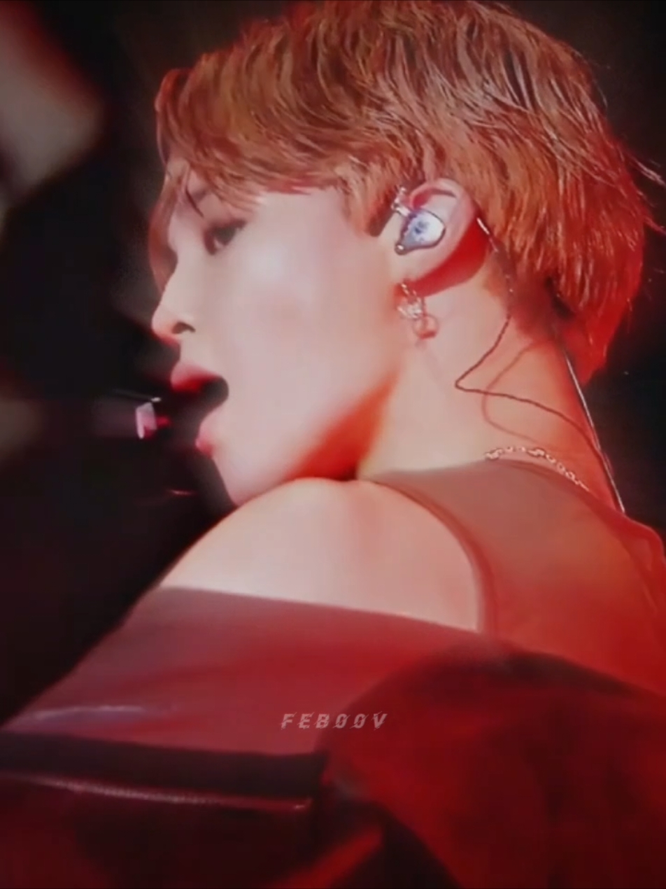 versi jimin ❤️‍🔥 cr. wladyna #jimin #parkjimin #jiminbts #jiminie #bts #bts_official_bighit #foryou #fyp #btsarmy #beranda #fypシ 