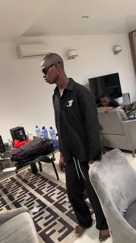 #kinshasa🇨🇩 #fortoyoupage #pourtoii #pourtoipage #tiktokcongokinshasa🇨🇩🇨🇩🇨🇩  #wizzybaby  #wizbaba 
