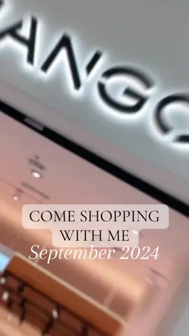 Come shopping with me to Mango!! They have some really gorgeous things! These are what I would buy if I could. ❤️❤️ #windowshopping #comeshoppingwithme #workfit #mango #mangocommunity  @Mango @The Trafford Centre 