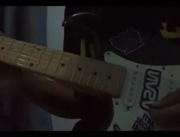 Lead Gitar Tarzan boys-Tunggu aku di surga #leadguitar #guitarelectric #tarzan #gitarsolo #gitariskamar #fypシ 