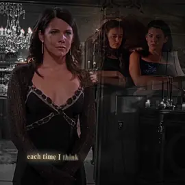 #lorelaiandrory | growing up is tough and even tougher is a mothers realization that her daughters life is slipping through her fingers. • a repost; i fixed the audio cause it got muted & tried to improve the quality a bit ;-)  {#gilmoregirlsedits #gilmoregirlstiktok #gilmoregirls #growingup #slippingthroughmyfingers #slippingthroughmyfingersallthetime #chiltonrory #lorelaigilmore #motheranddaughter #wholesome #fypage #makemefamous #dontletthisflop #fypp }