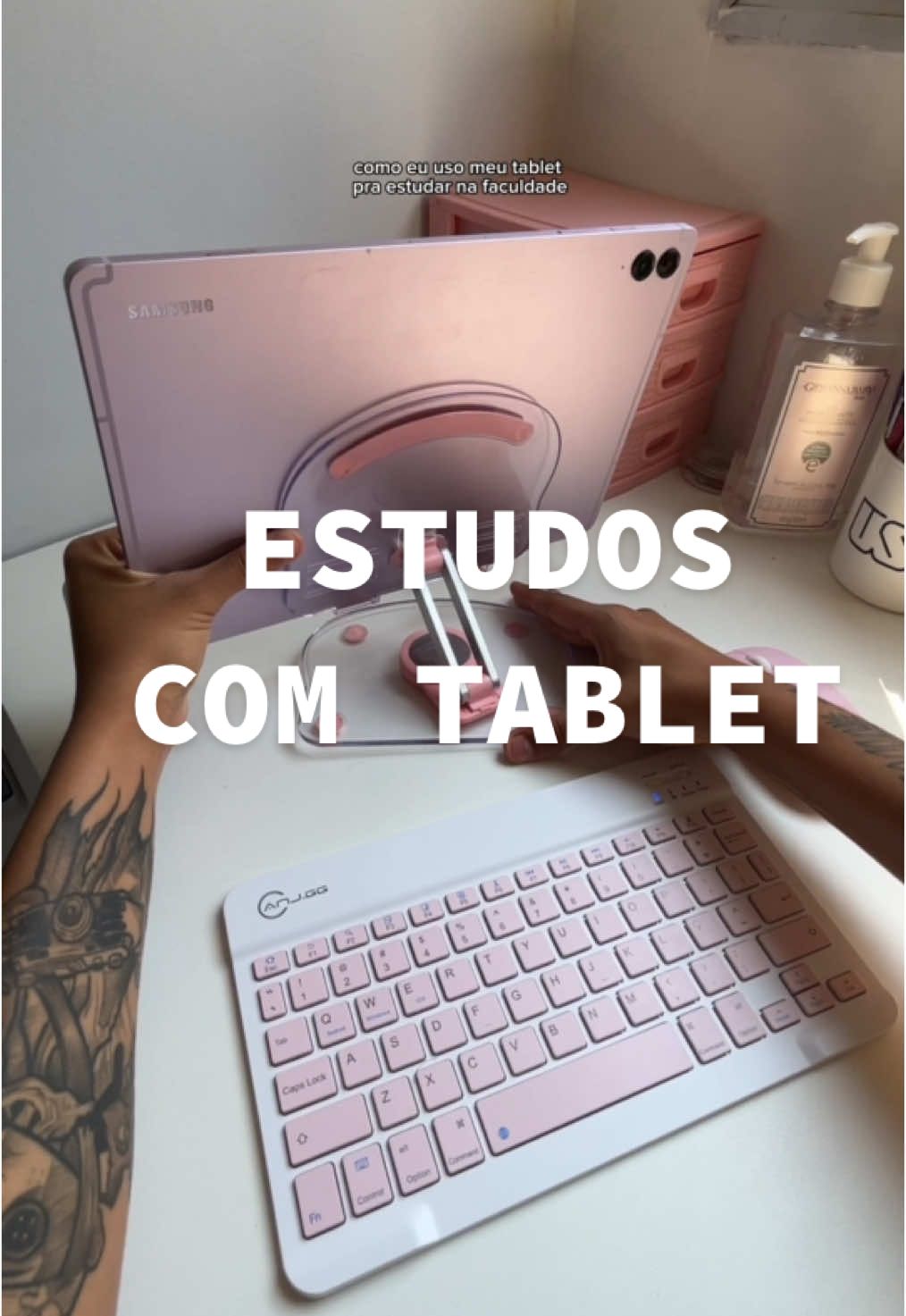 Como eu uso o tablet da SAMSUNG pra estudar na faculdade 📚✨ A Samsung possui um site chamado SAMSUNG ESTUDANTES que possui produtos mais baratos e com descontos pra quem é estudante, além do desconto do site você pode acumular mais um desconto usando meu cupom LUANAUSP 💜 Todos os links estão na minha bio 