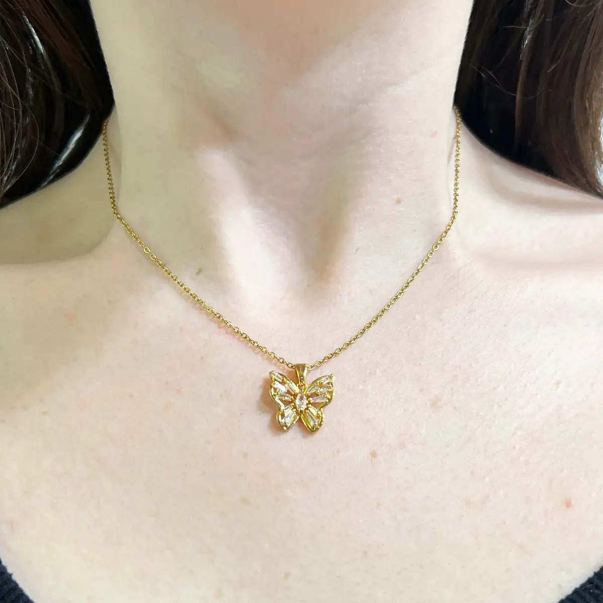 Exciting News! Your favorite necklaces, the Celeste and Princess, are back in stock! These bestsellers won’t last long, so make sure to secure yours today before they’re gone again. Happy shopping! 🥳🎉