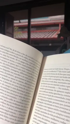 🌧️ + 📖  #kafka #franzkafka #books #rain #reading 