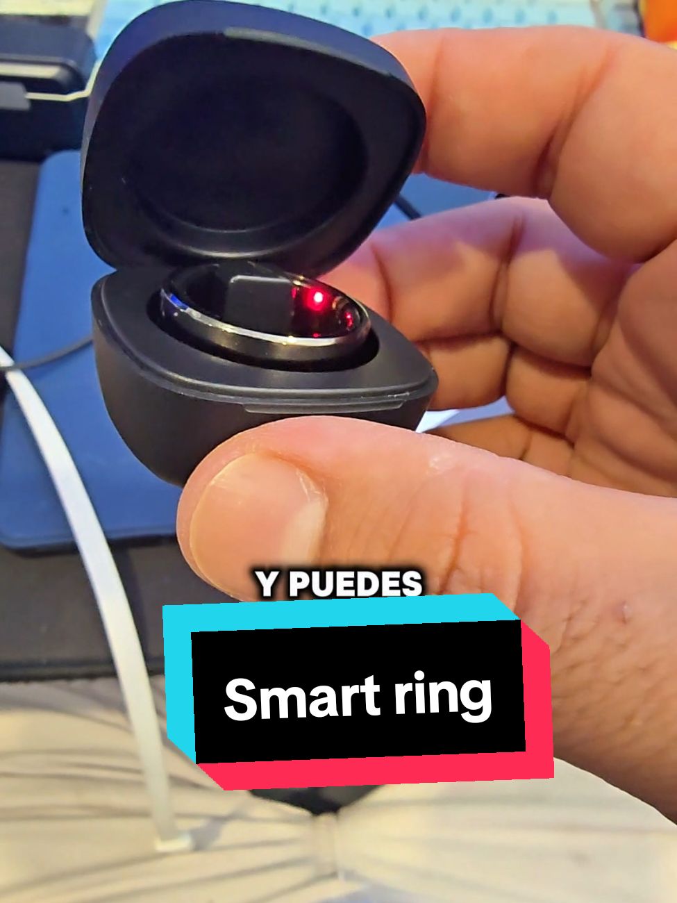 Smart ring con batería de larga duración, case y sensores precisos  #smartring #anillointeligente #tecnologia #tecnomarko #trending 