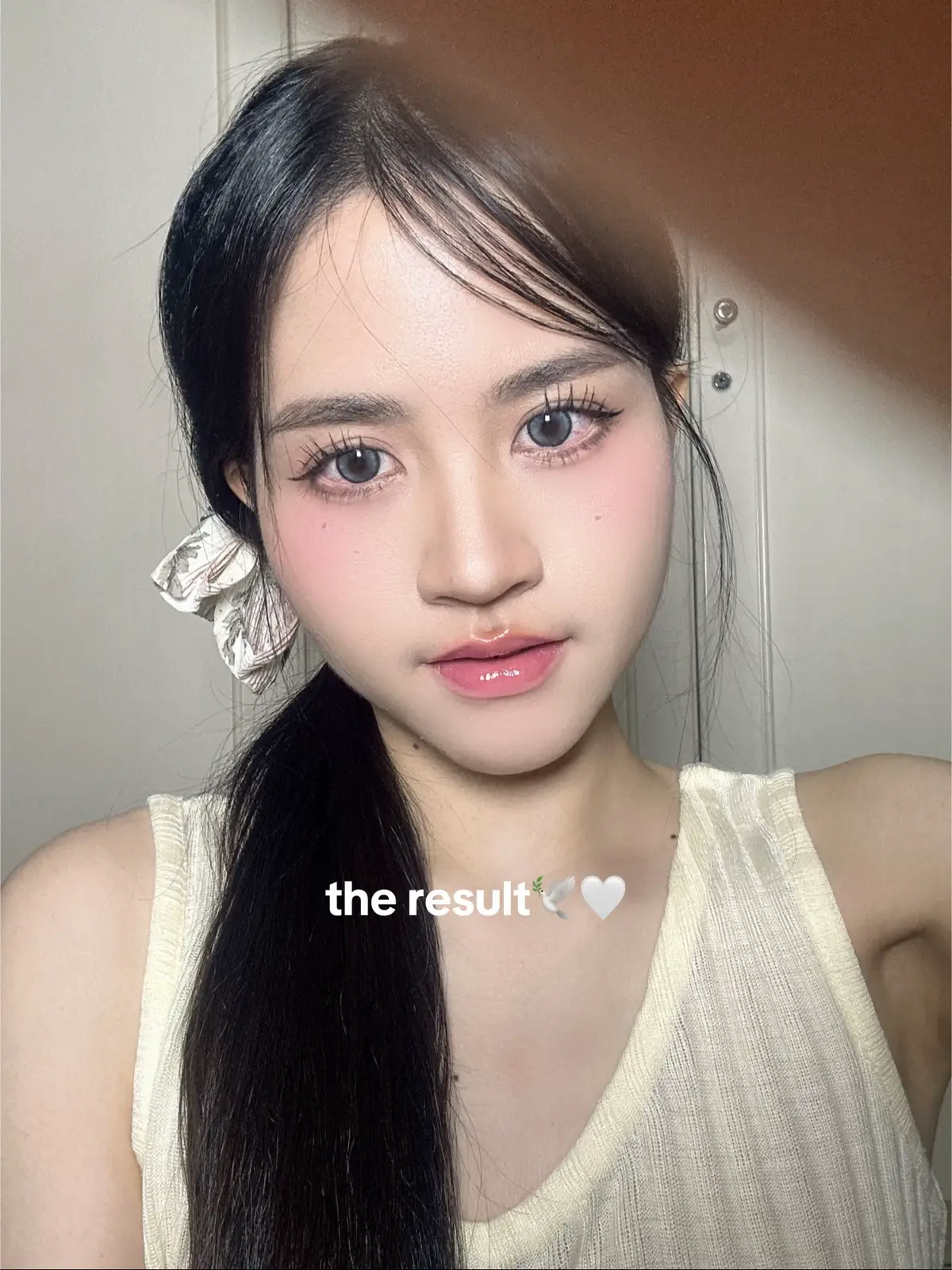 i love the eyemakeup sm 🤍 #angelicmakeup #softmakeup #makeuplook #lowvisualweight #softgirl 