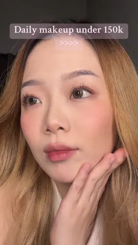 Daily makeup cuman 150k🫶 satin lip tintnya juarakk banget💗 #focalluresanrio #cushion #loosepowder #liptint #focallureid 