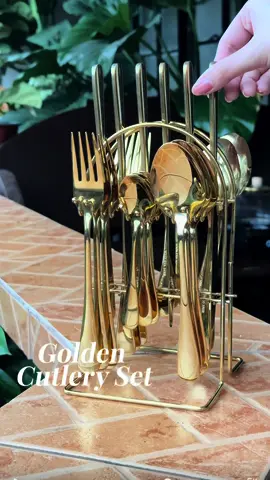 Gold Cutlery Set #fyp #kitchenutensilset #cutleryset #goldcutleryset #goldcutlery #cutlery #utensils #kitchenware #foryou 