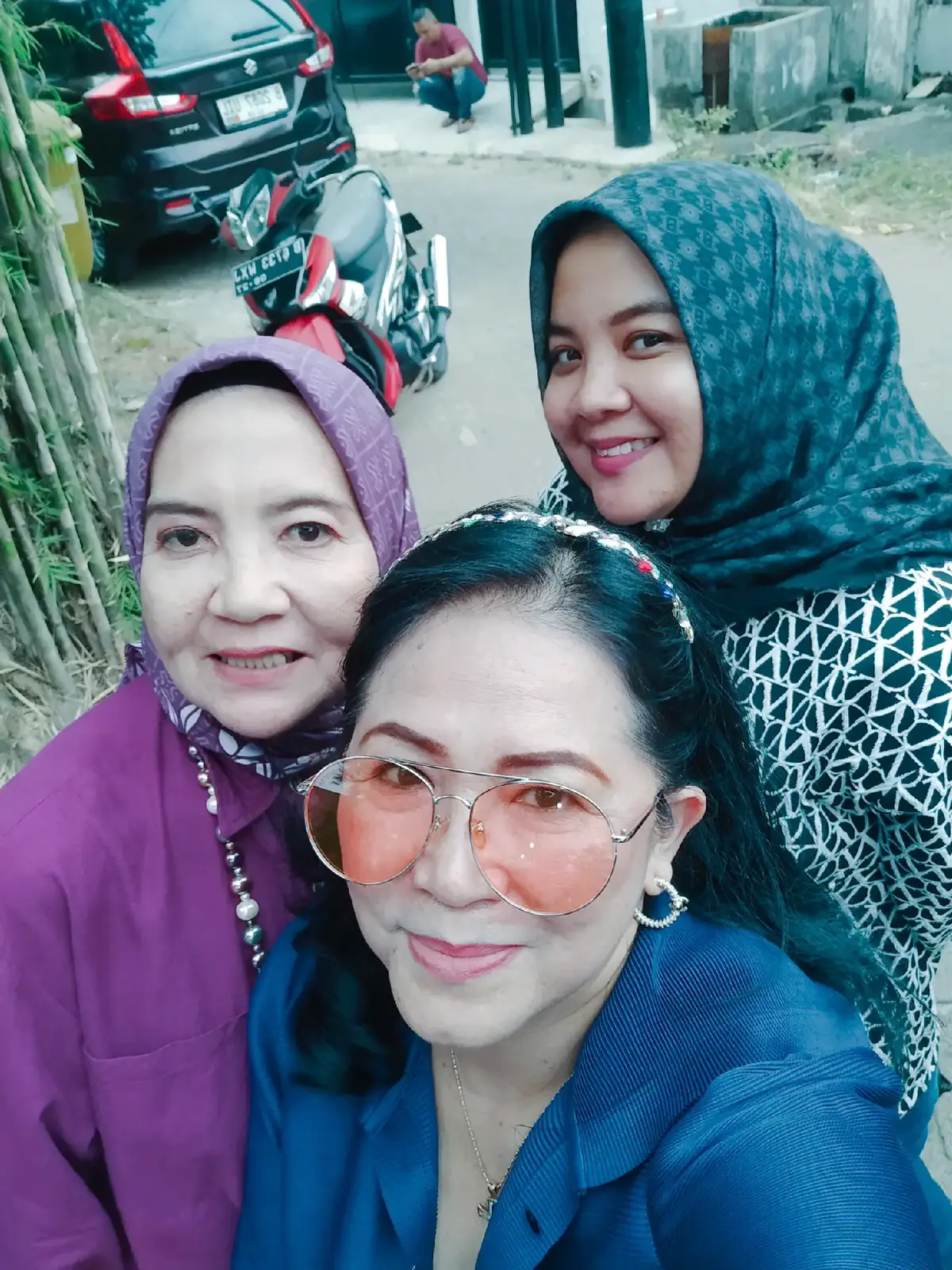 With Mama Patris & Tika💙