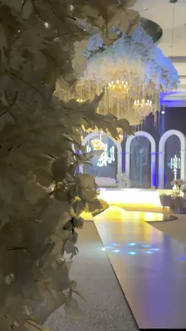 تستحقي ليلة عرس 💍مميزة الكل تسولف بيها❤️ احجزي #حفل_زفافكِ في القاعة الملكية 👑 ⭕ تخطيط كامل لليلة الزفاف بكامل التفاصيل ⭕ شاشة عرض LED screen ⭕ ديكور فخم وأنيق ⭕ اختياراتك من أصناف المنيو الخاص بالأوبن بوفيه ⭕ مُصورين لالتقاط أجمل اللحظات 👈🏻احجزي الان من خلال الاتصال عبر الرقم 07703034862📲 او زيارة إدارة #القاعة_الملكية 📍المنصور  - شارع نادي الصيد - مجاور نادي الصيد   #عرس #حفل #قاعات_أعراس #القاعة_الملكية ‏#wedding  #اعراس #نادي_الصيد_العراقي  #زواج #بغداد  #العراق  #مؤتمرات 