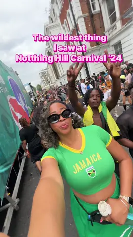 Notting Hill carnival was unforgettable 😱 This is your reminder to secure that wig besties 🤣 ##nottinghill##nottinghillcarnival##caribbean##carnival
