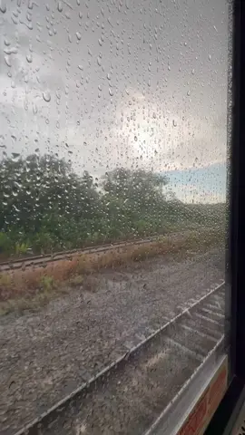 #AutoTrain #TrainTravel #roxytravelsall #womenwhotravel 