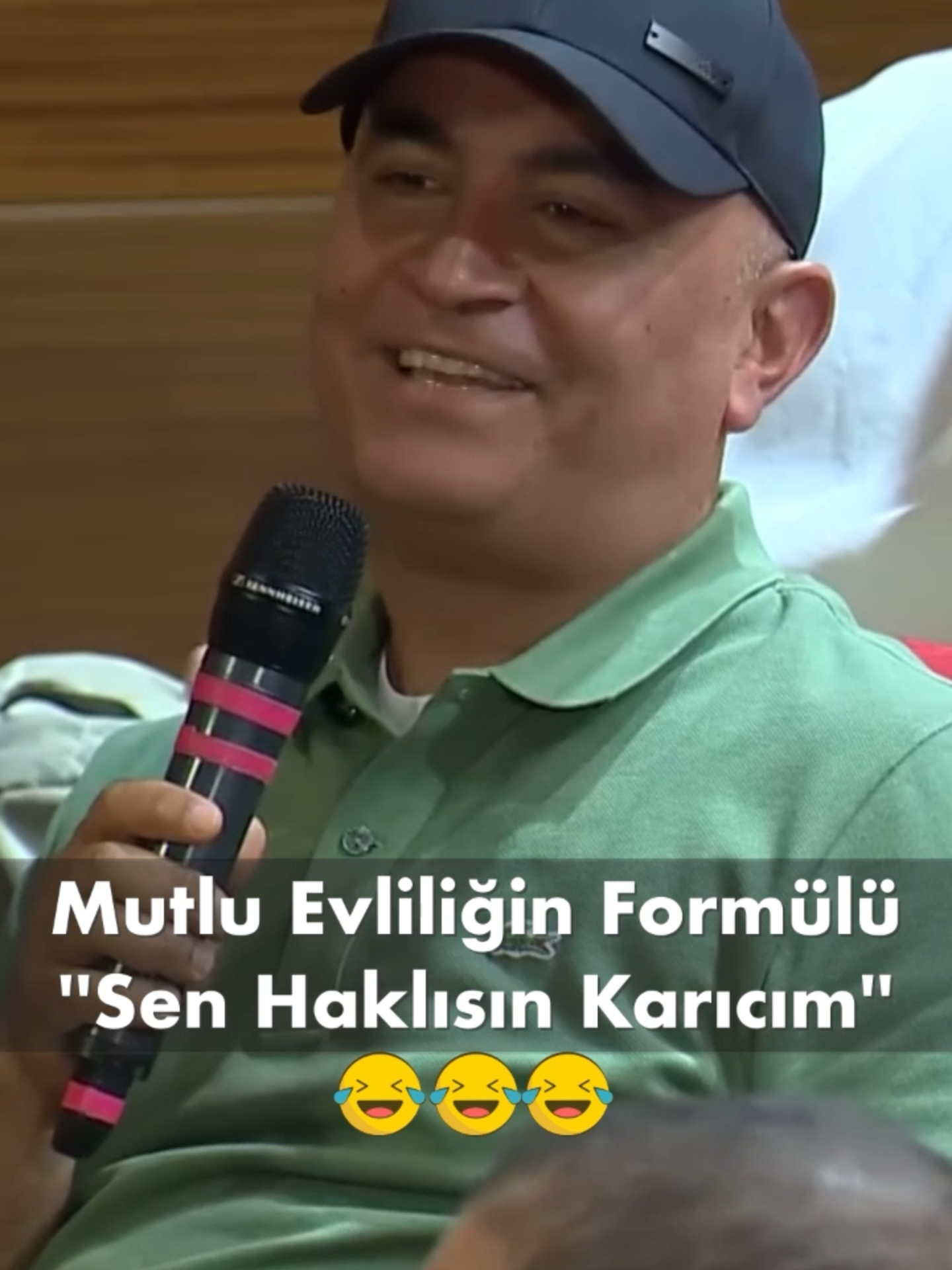 Hiç Özür Duymadım 😅 Kaynak: Çimen Show | YouTube #komeditcom #komikvideolar #evlilik #hanımcılık #talkshow #komedi#reels