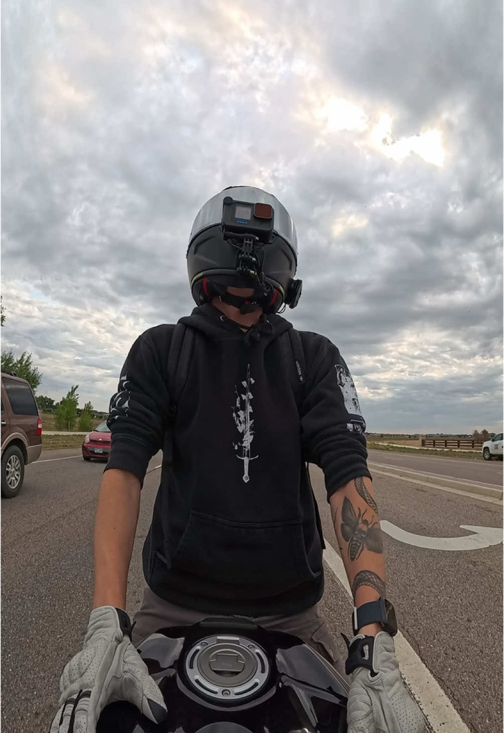 The calmest biker this side of the equator😃 #biketok #bike #biketokers #motorcycle #bikersoftiktok #fyp #foryou #foryoupage #bikelifestyle#bikelife #1down5up #motorcyclesoftiktok #foryou #fyp #foryoupage 