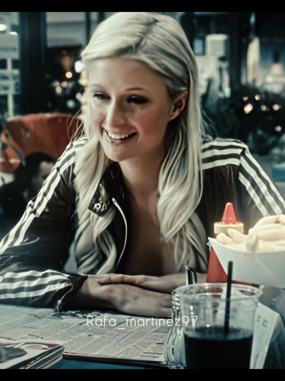 Paris was so good in this movie // #paigeedwards #houseofwax #parishilton #houseofwaxedit #parishiltonedit #edit 