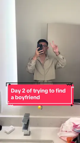 If you ever get cold, Ill always have a jacket to give you 🤭 #nail #nailsoftiktok #nailsalon #nailsaloncomedy #salon #vietnamese #salonlife #joke #salonowner #salonhumor #gay #nailtechlife #nailtech #boyfriend #boyfriendapplication #gaytiktok #singlegay #singlelife 
