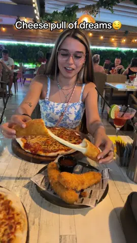 Had the best mozzarella sticks ive ever had at the Winchester in Tenerife 🔥 #fyp #cheesepull #tenerife #food 