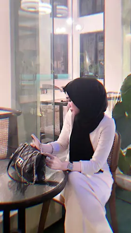 santai dulu gasii 💅🏻