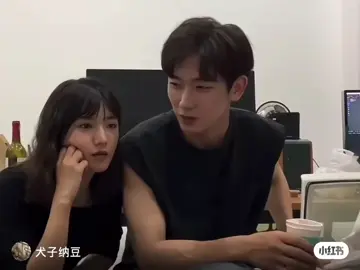 มาดูคลิปนี้ เออหน้าเหมือนกันจริง😀แหละ #เหรินอวิ้นเจี๋ย #renyunjie #เกาหรงฟาง #gaorongfang #ฟางจิน #เราโอบกอดกันในคืนอันมืดมิด #ซีรี่ย์จีน 