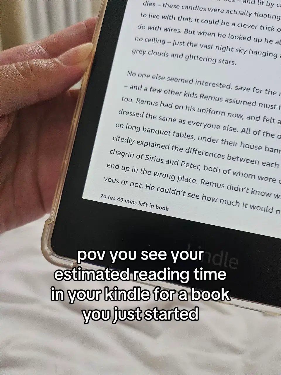 i promise i don’t read that slow, this book is just super long 😭 any guesses as to what i’m reading? Right answers get 10 points for their house! 👀🪄🧙‍♂️ #kindle #kindlepaperwhite #BookTok #bookrecs #bookrecommendations #currentlyreading #booktokph #marauderstok #fanfiction 