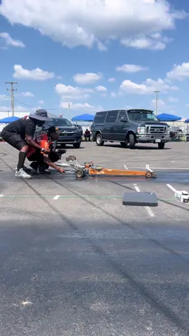 We’re one big family in this hobby #rc #rccar #rctruck #rctrucks #rccars #hobby #rchobby #radiocontrol #explore #fun #braap #2stroke #dragcar #dragracing #1320 #espn #rcracing #fyp #fypage 